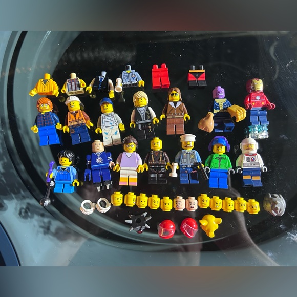 Bag of lego figures - Picture 1 of 1